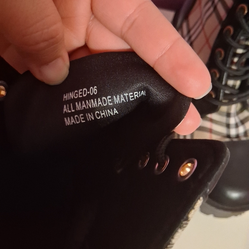Hinge Black Combat Boots - Picture 6 of 6